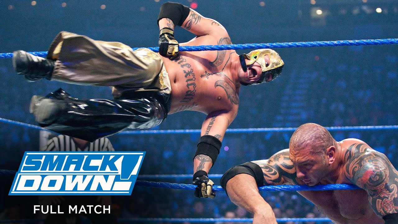 FULL MATCH – Rey Mysterio Vs. Batista: SmackDown, Dec. 18, 2009