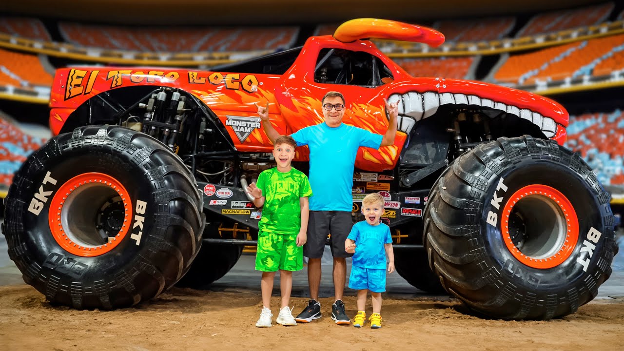 Roma And Diana Visited MONSTER JAM Show 2024