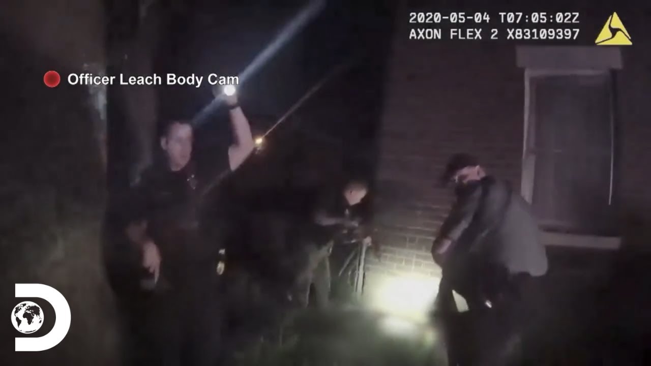 Un Delincuente Termina Abatido Por Los Oficiales | Mirada Policial | Discovery Latinoamérica