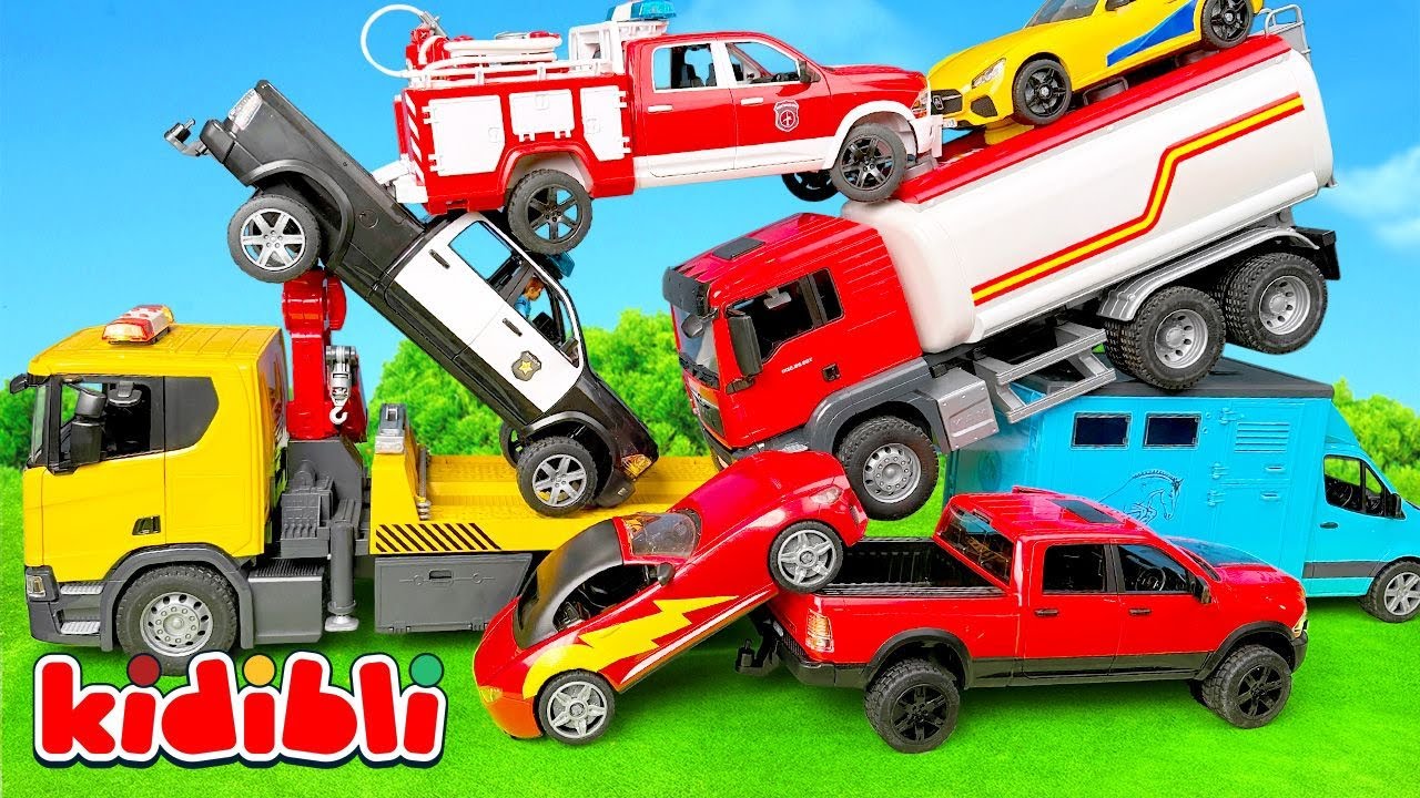 Toy Crash On The Road : Fire Truck, Police Car u0026 Rescue Vehicle 🚒 Educational Kids Video | Kidibli