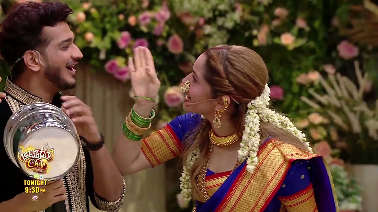 Ankita u0026 Munawar Playful Fight | Laughter Chefs