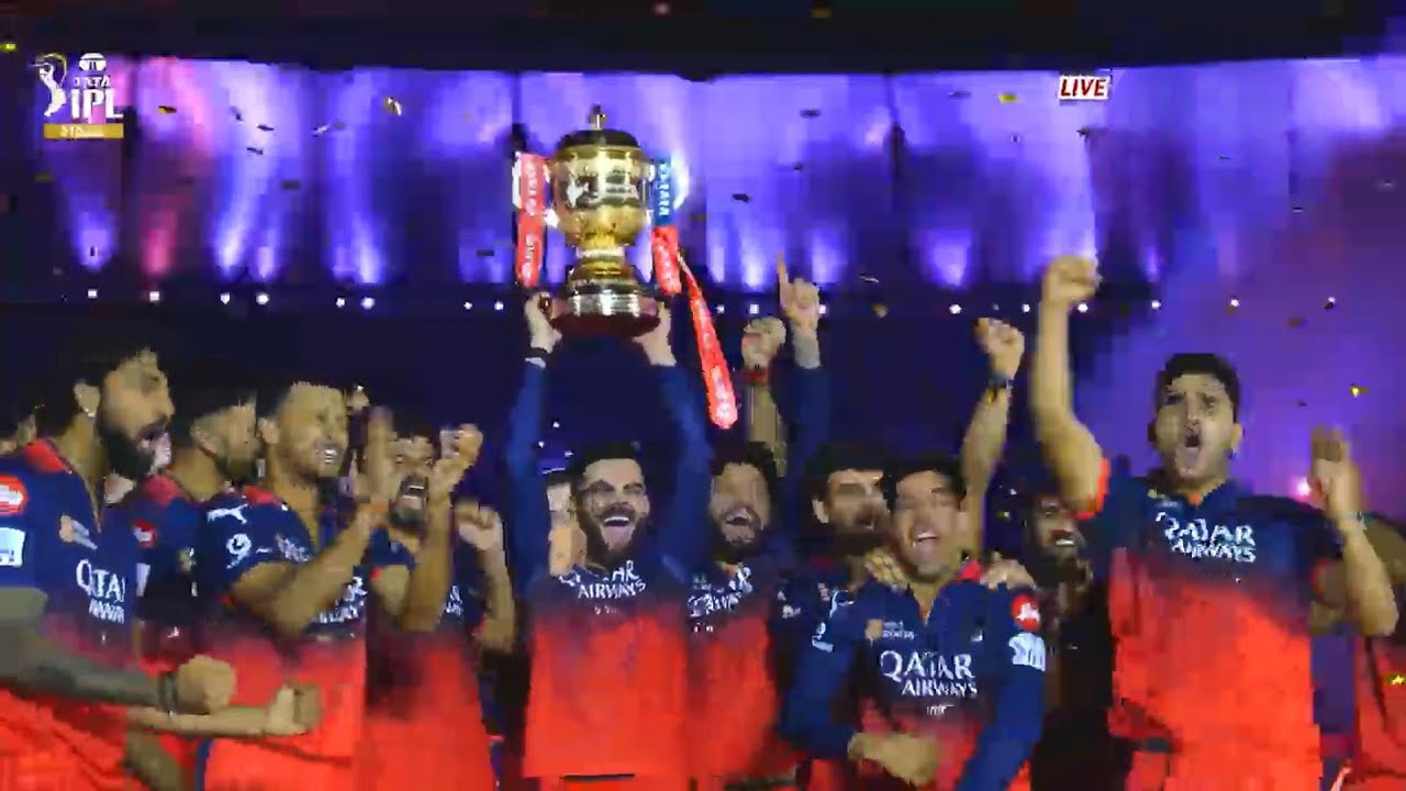 Virat Kohli u0026 RCB Trophy Celebration After Winning IPL 2025 | V Kohli Celebration With IPL Trophy