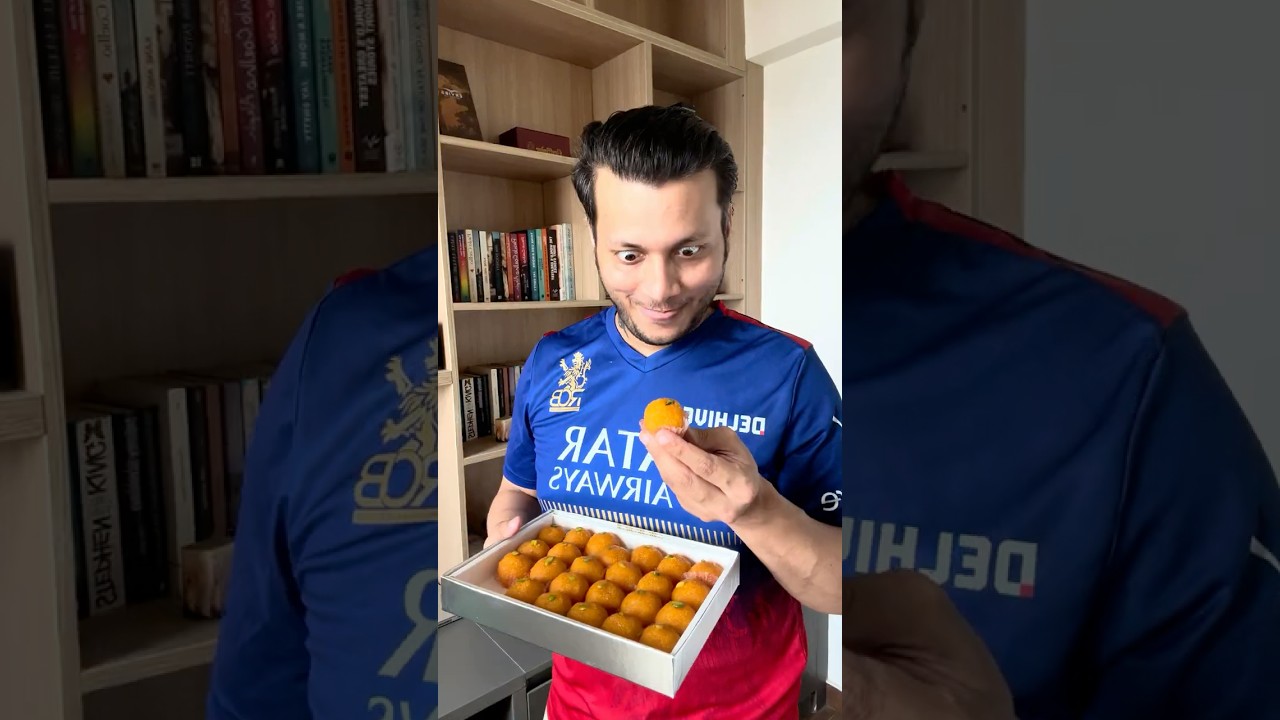 VIRAT KOHLI KA AUTOGRAPH 😱✒️🏏 #shorts #youtubeshorts #cricket #unboxing #ball